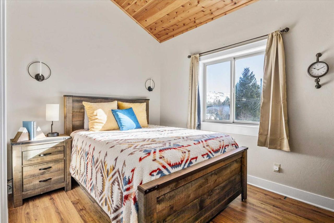 Modern Red Lodge Cabin - Walk To Broadway Ave Exterior foto